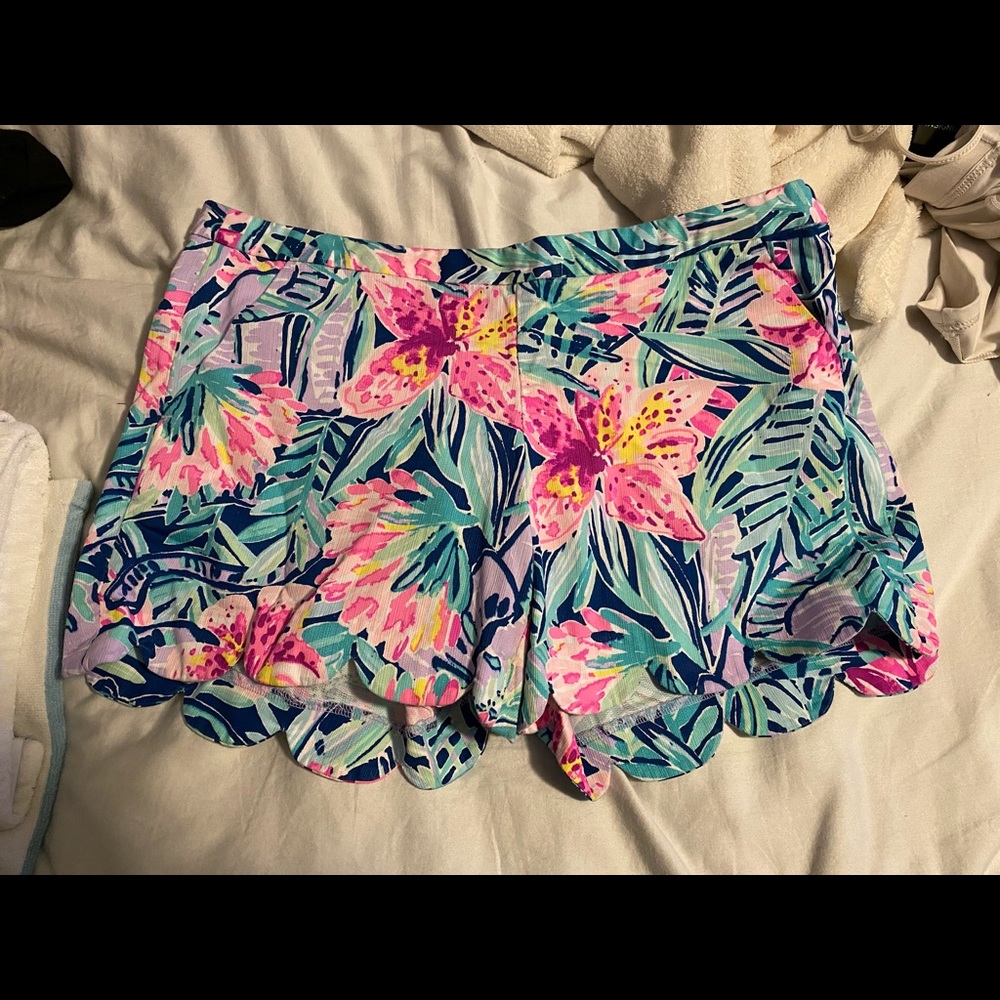 Scalloped Lilly Pulitzer Shorts